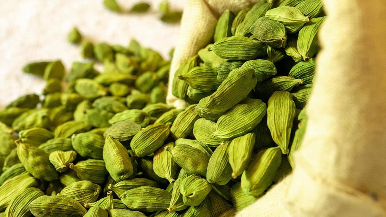 Elaichi Green (Cardamom) Medium