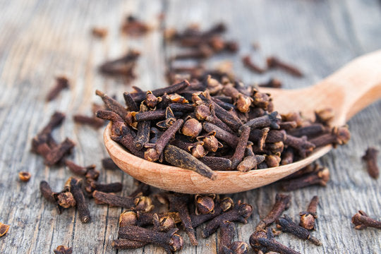 Laung (Cloves)